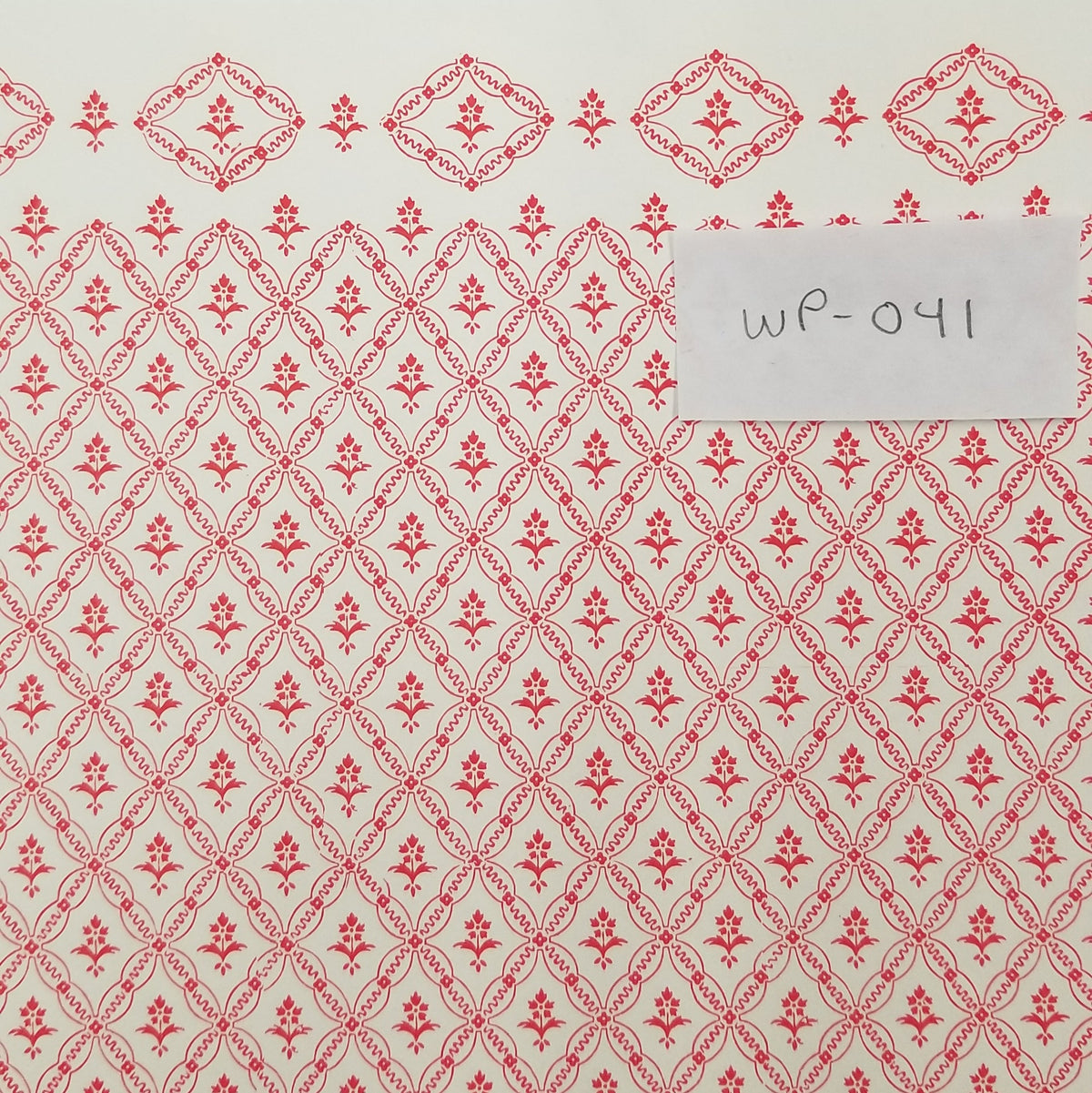 Diamond Shape of Flowers / Red