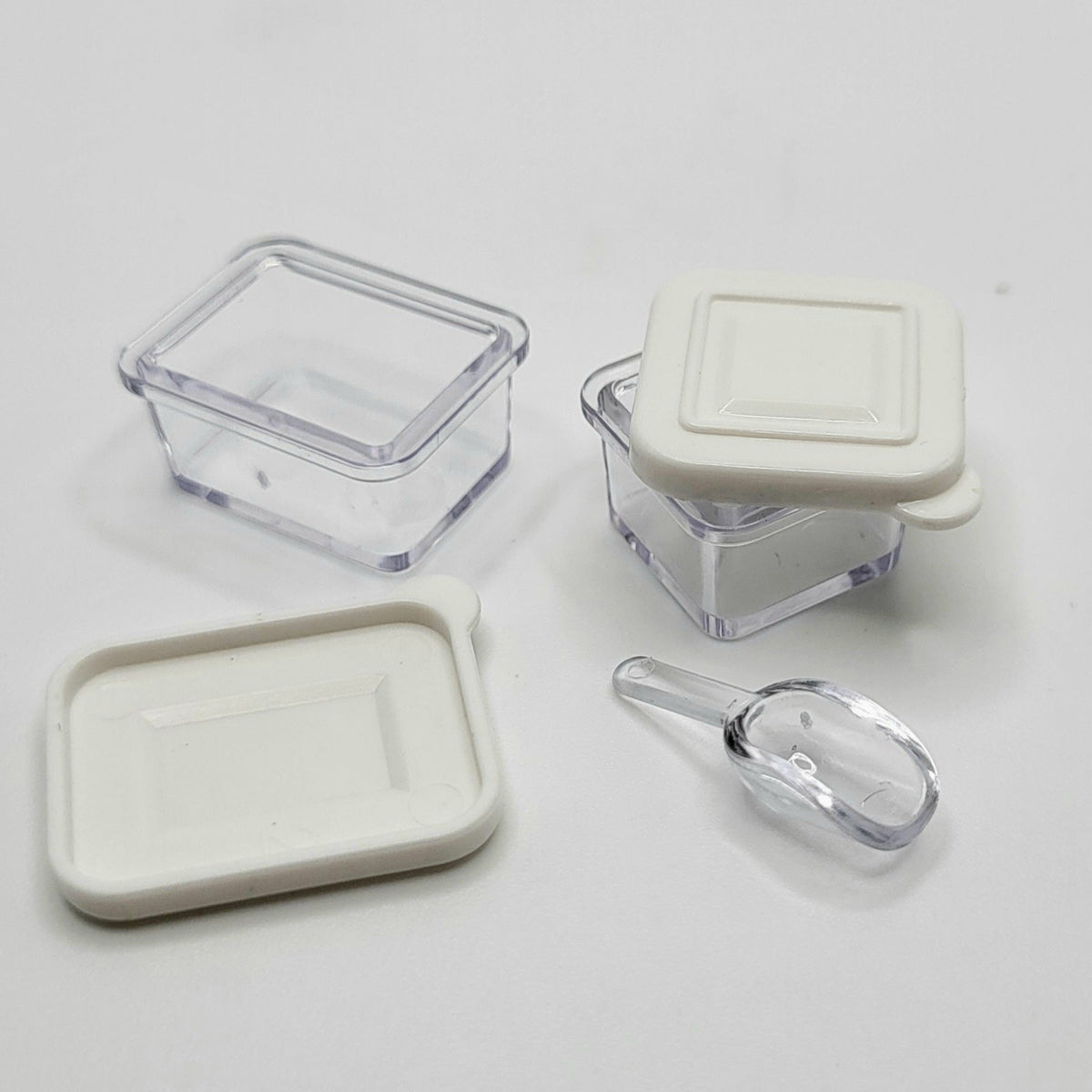 Food Storage 5-Piece Set - Clear Plastic/White Lids/Scoop - 1/12 Scale Dollhouse Miniature