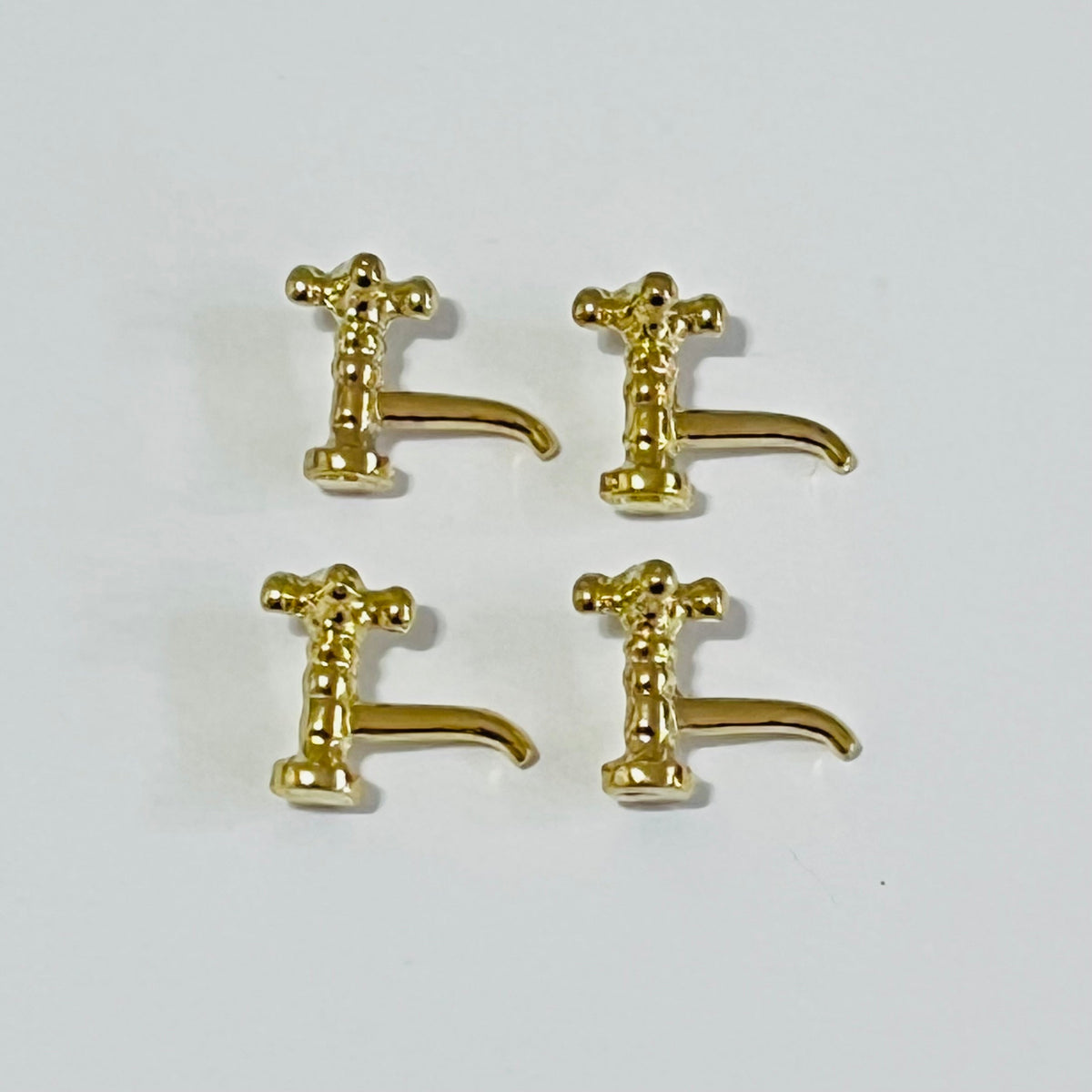 Set of 4 Brass Faucets - 1/12 Scale Dollhouse Miniature