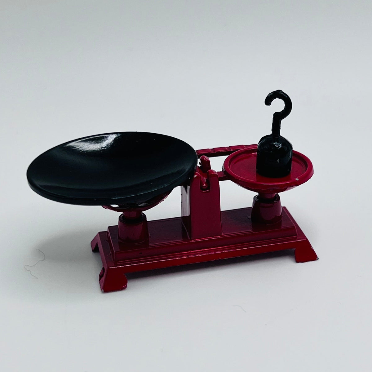 Metal Country Store Scale with Tray and Weight - 1/12 Scale Dollhouse Miniature