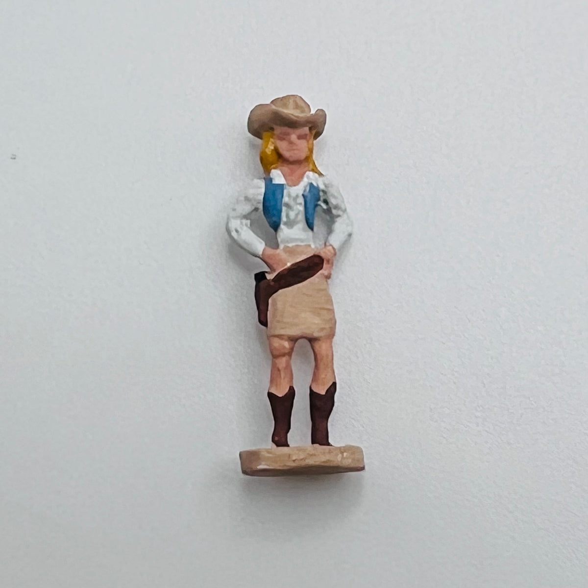 Cowgirl Figurine- 1/12 Scale